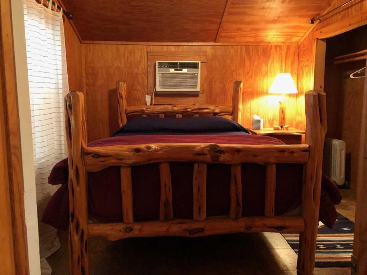 Bed and Breakfast West 1077 Guest Ranch - Retreat Tarpley Экстерьер фото